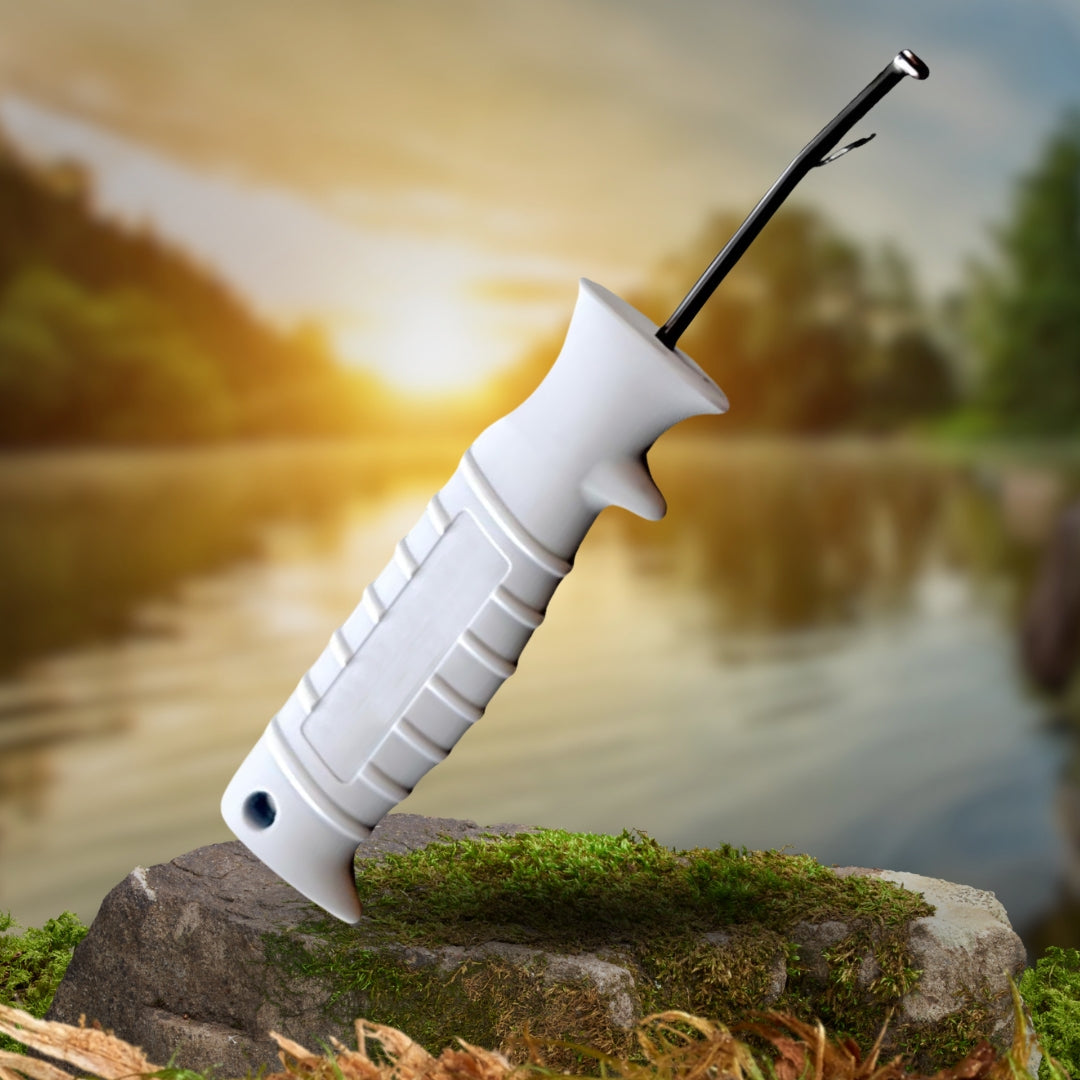 AquaGuard™ Quick Release Fish Hook Extractor