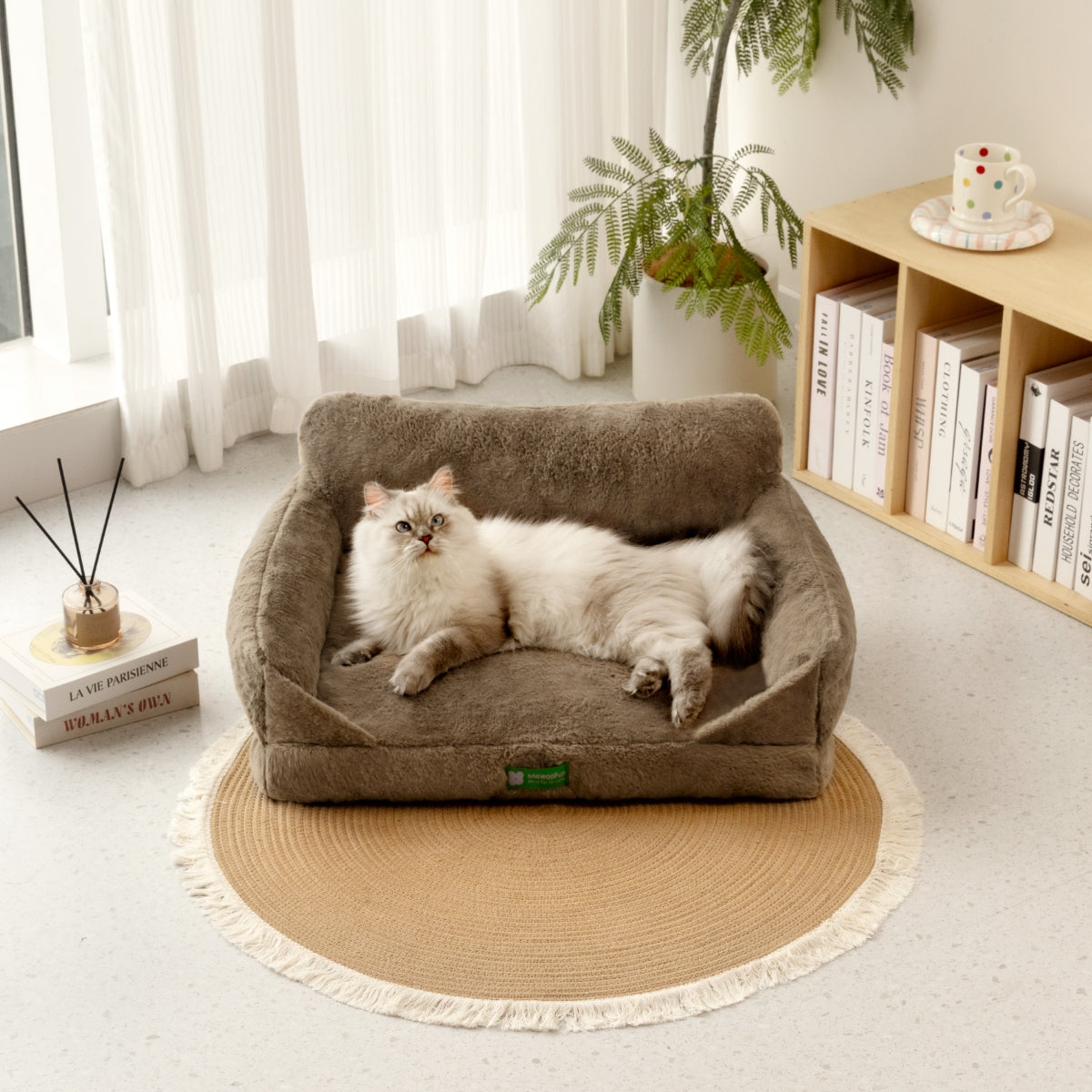 Macaron Fluffy Cat & Dog Sofa